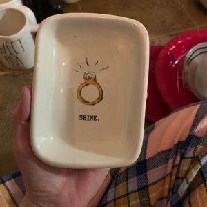 Rae Dunn shine ring holder